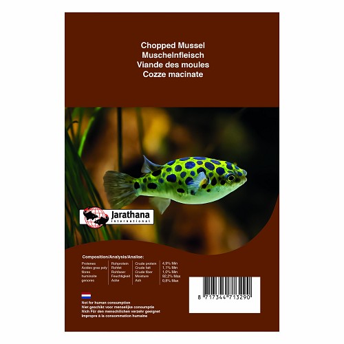 Chopped mussel frozen in blister pack